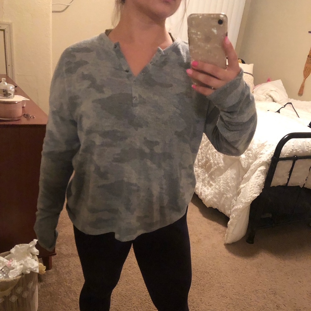 Long sleeved shirt